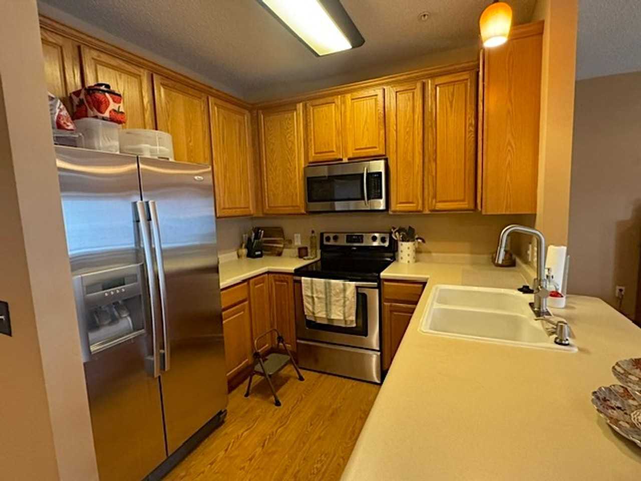 5035 Garland Ln N #F - Photo 2 of 12