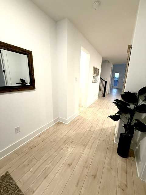 17141 Oxborough Dr - Photo 4 of 35