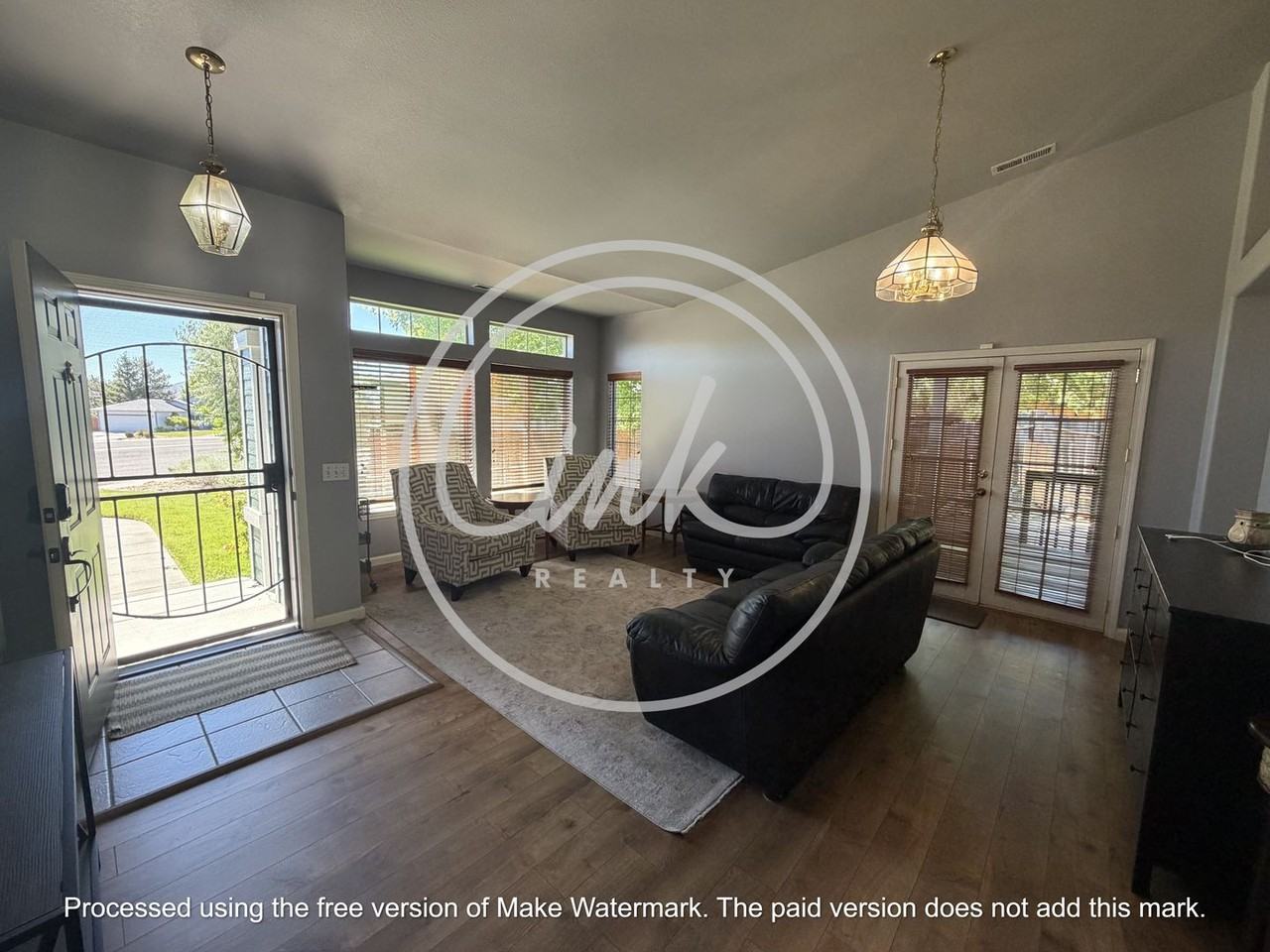 3570 Overlook Ct - Photo 3 of 28