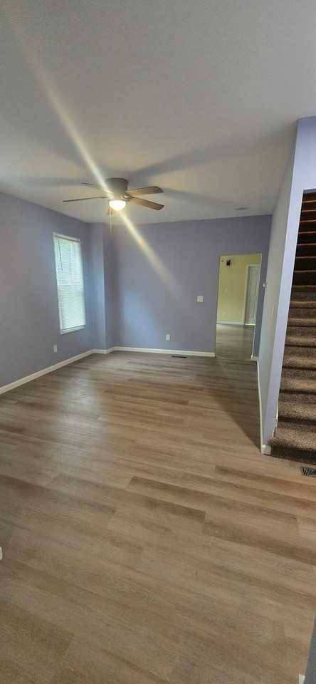 313 S Courtland St - Photo 4 of 11