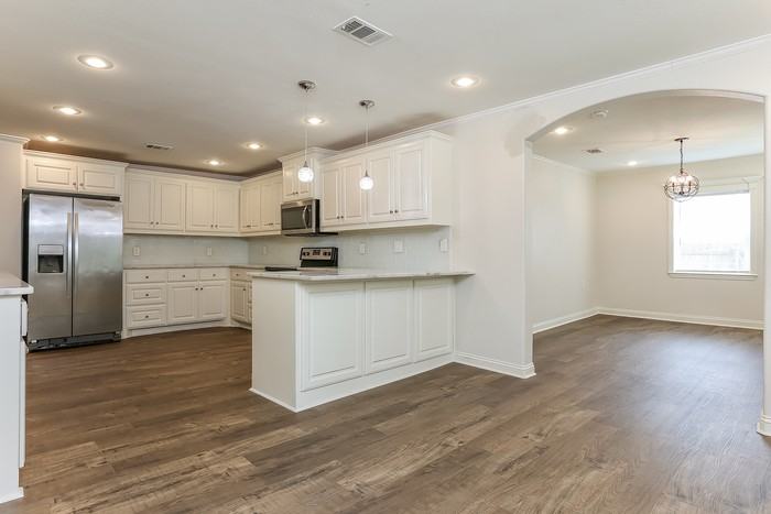509 North St - Photo 4 of 10