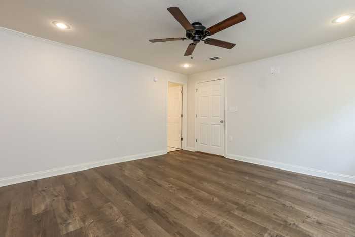 509 North St - Photo 6 of 10
