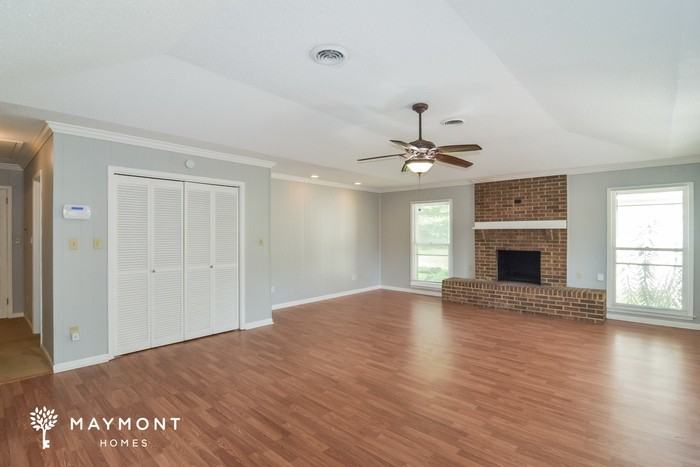 711 Forestdale Dr - Photo 7 of 12