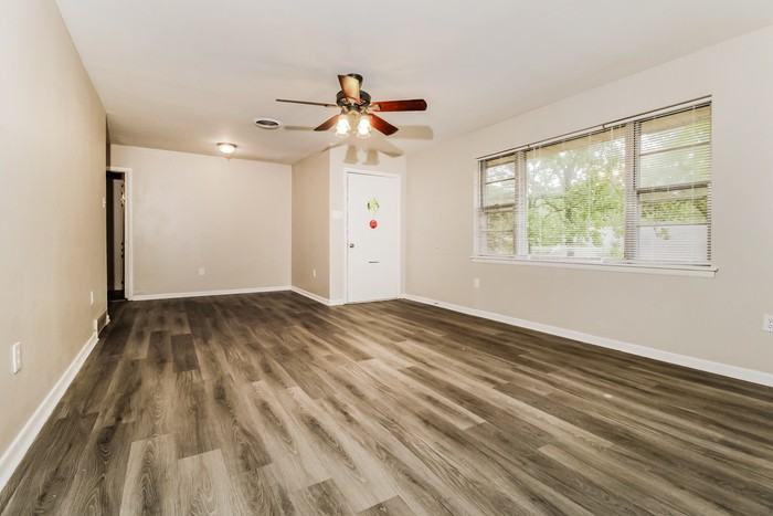 1600 Grove Hill Rd - Photo 4 of 12