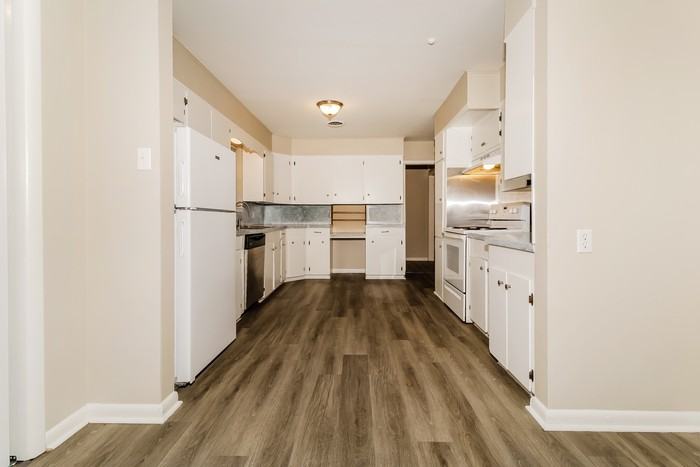 1600 Grove Hill Rd - Photo 5 of 12