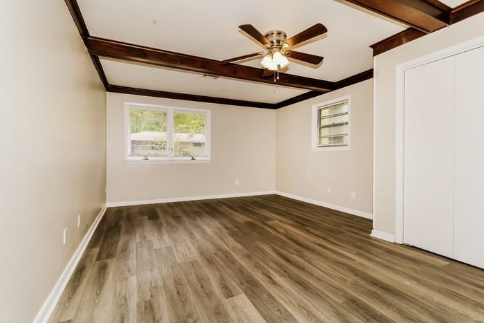1600 Grove Hill Rd - Photo 6 of 12