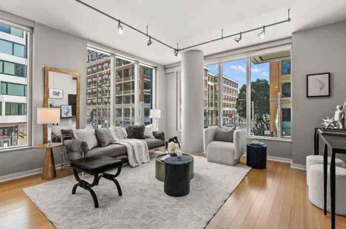 318 Spear St #3B - Photo 3 of 9