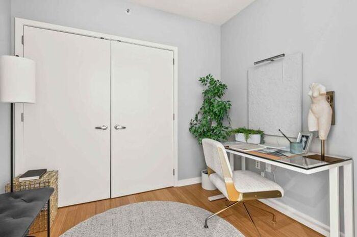 318 Spear St #3B - Photo 6 of 9
