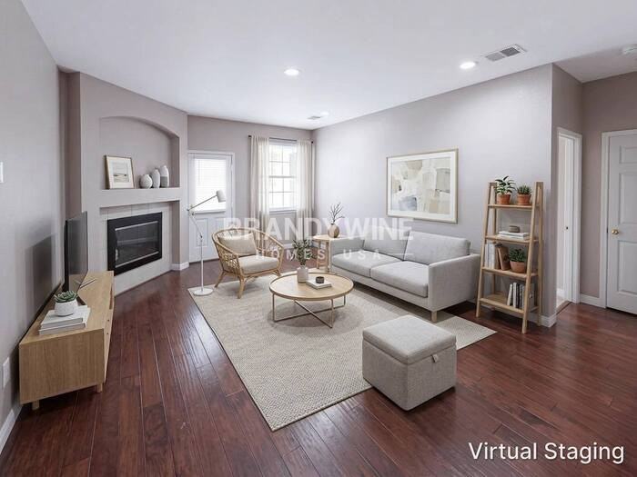 1116 Roundhouse Dr - Photo 3 of 26