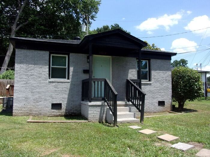 2301 Julia Ave #4