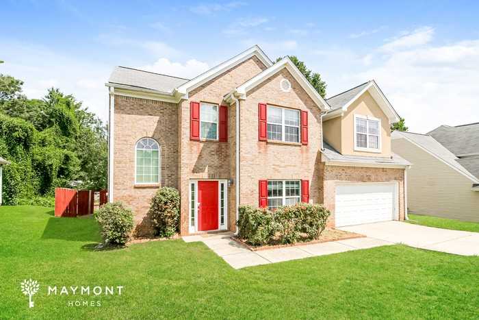 61 Windsor Way - Photo 2 of 2