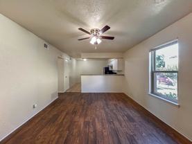 2512 W Hickory St #2 - Photo 1 of 1
