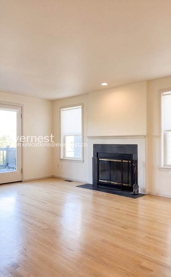 1930 4th Ave W - Photo 3 of 22
