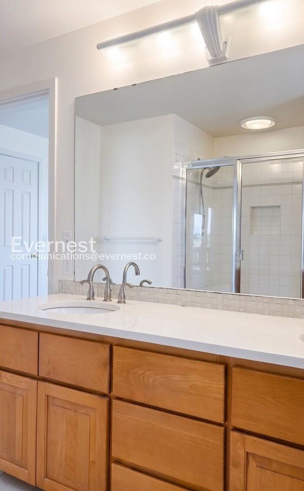 1930 4th Ave W - Photo 7 of 22