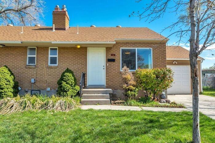 1161 Glenrose Cir #1163 - Photo 2 of 16