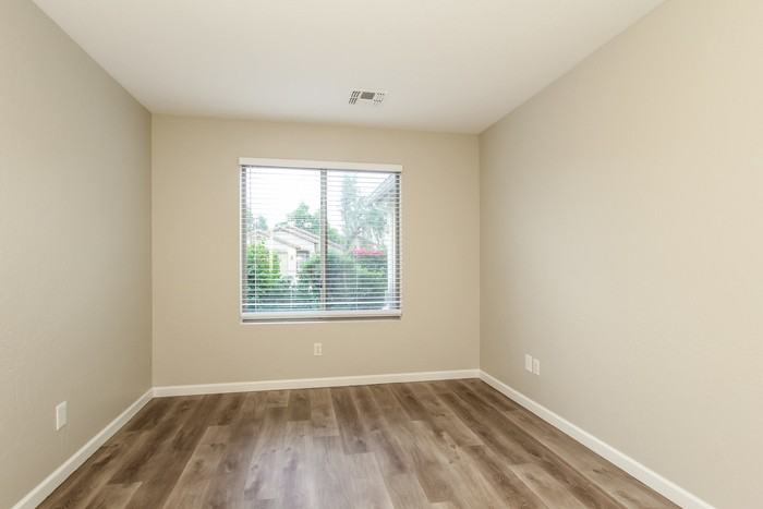 6034 N Castano Dr - Photo 7 of 16