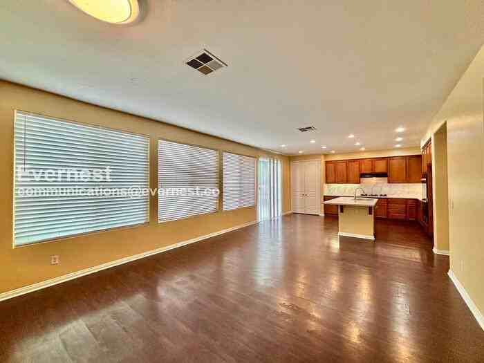40495 Charleston St - Photo 6 of 44
