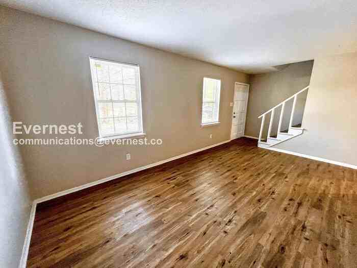 8917 Tanya Dr #B - Photo 5 of 20