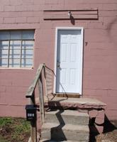 featured image of 413 Rees St #7