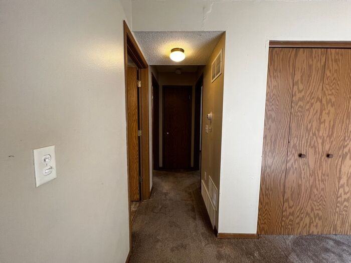 1632 5th St #02 - Photo 4 of 12