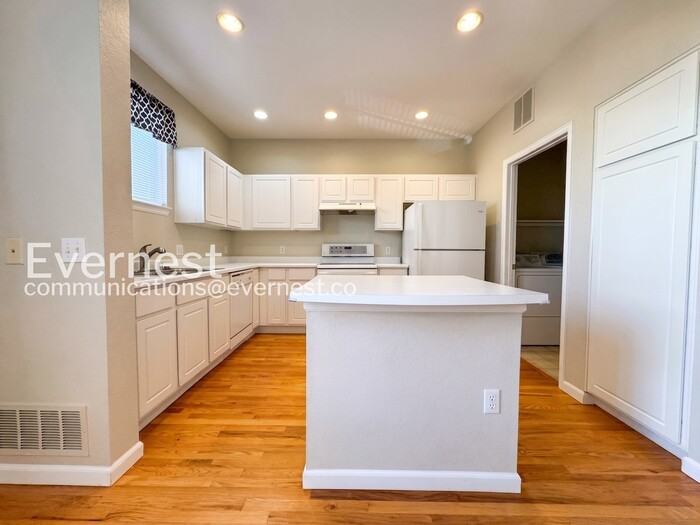 84 Spruce St #405 - Photo 7 of 29
