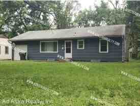 9203 Vaughn Ave - Photo 1 of 1
