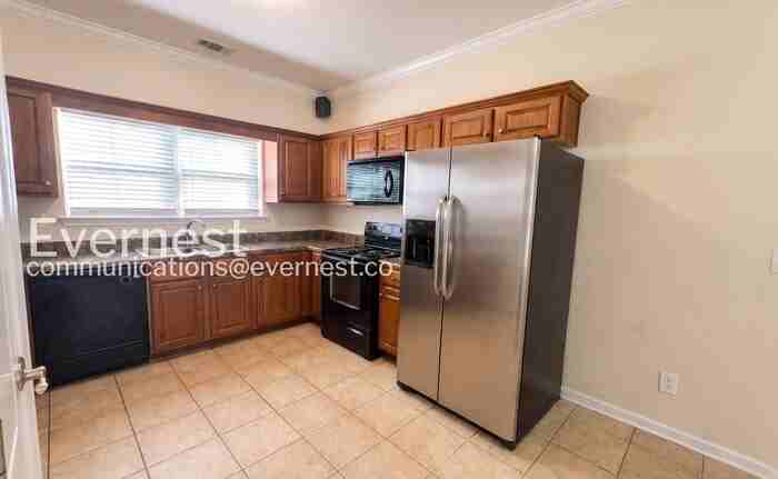273 Oxmoor Pl - Photo 2 of 26