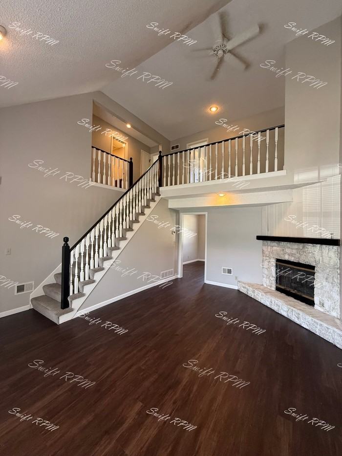 6702 W 150th St #1 - Photo 2 of 18