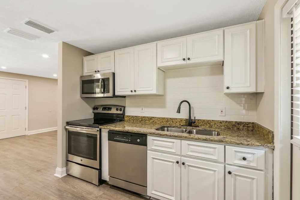 5516 N Natchez Ave #NA - Photo 2 of 4