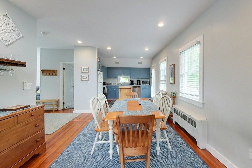 23 Warren Ave #2 - Photo 4 of 27