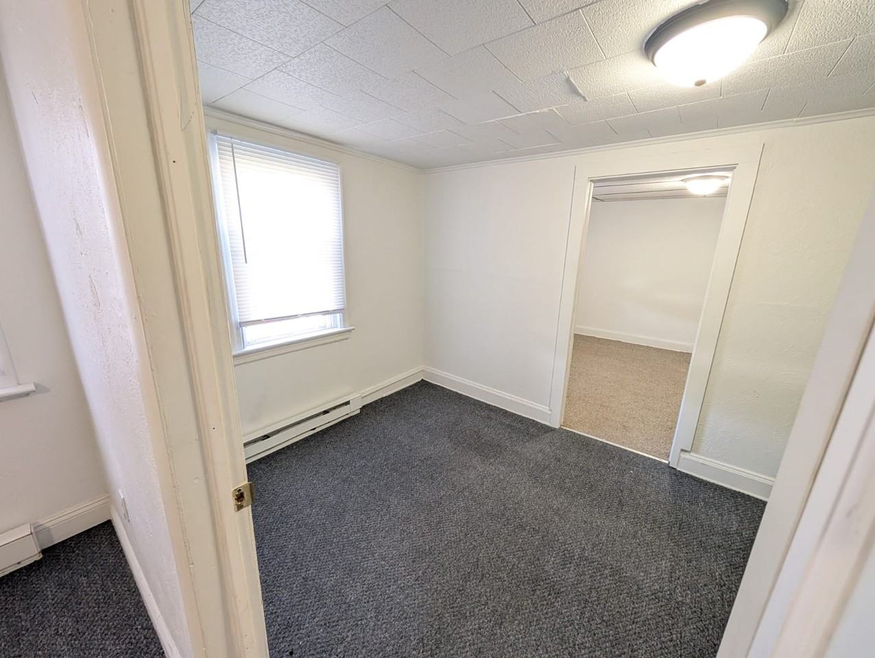 174 E Railroad St #B - Photo 4 of 9
