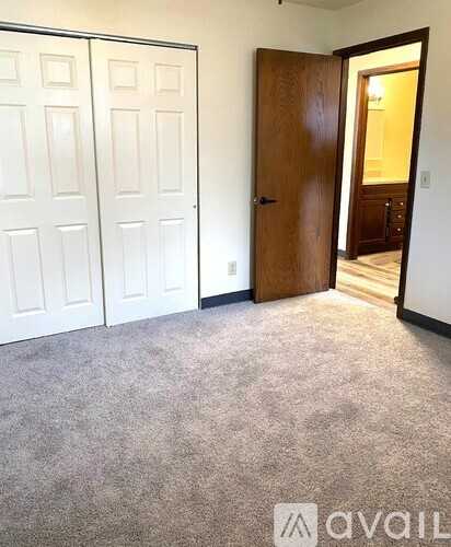 22 1st St Nw #2 - Photo 7 of 8