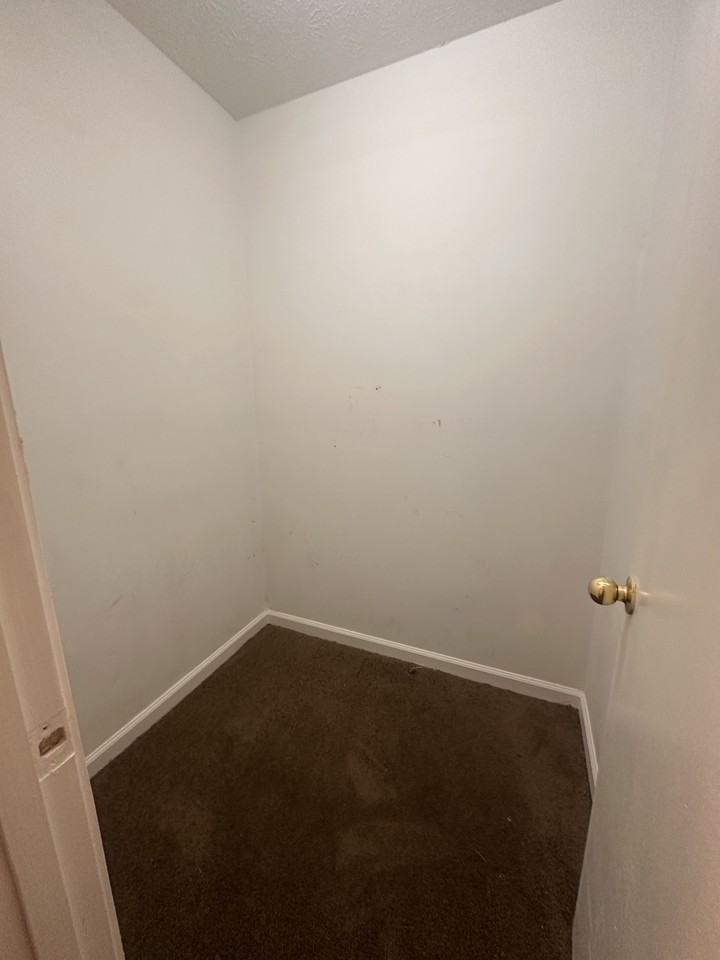 3049 Cross Creek Dr #NA - Photo 3 of 8