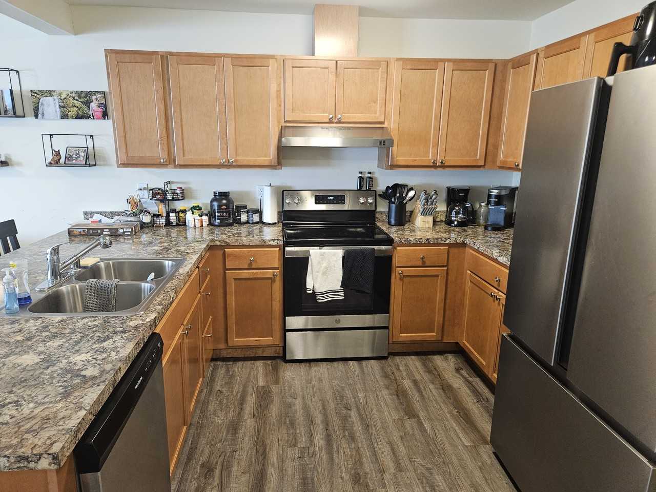 3042 Jackson Hwy #F - Photo 6 of 14