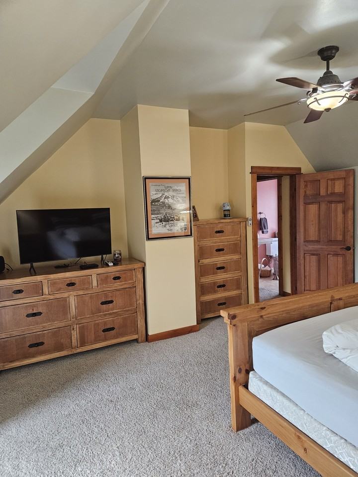 783 Amethyst Dr #NA - Photo 3 of 18