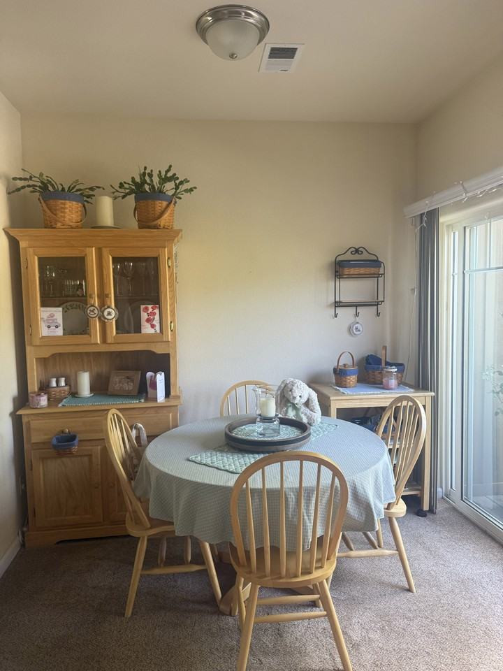 4562 Kathleen Denise Ln - Photo 4 of 10