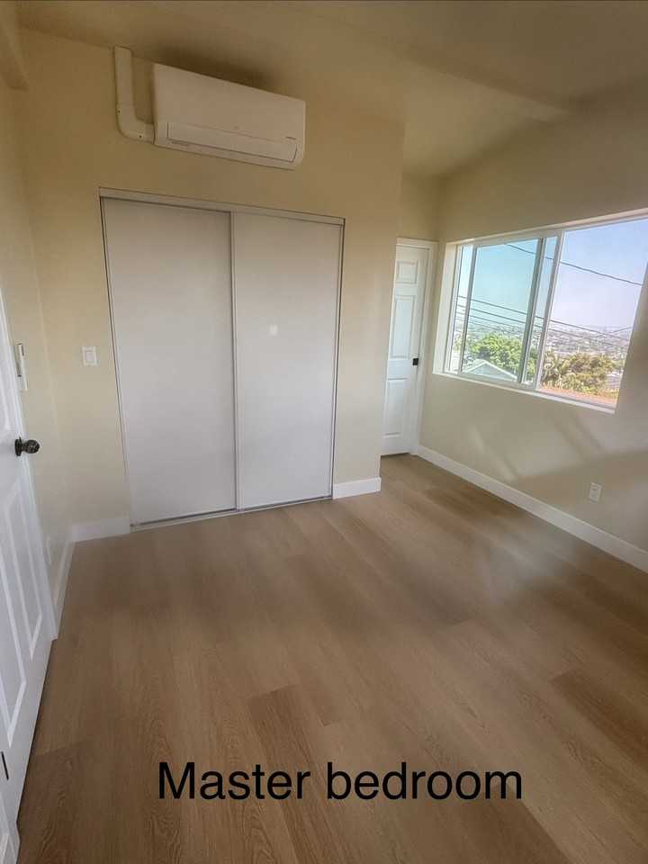 932 N Gage Ave #A - Photo 5 of 22