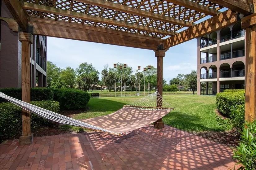 6100 Gulfport Blvd S #317 - Photo 3 of 32
