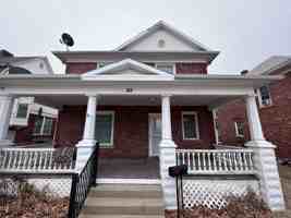 featured image of 217 N 9th St #1