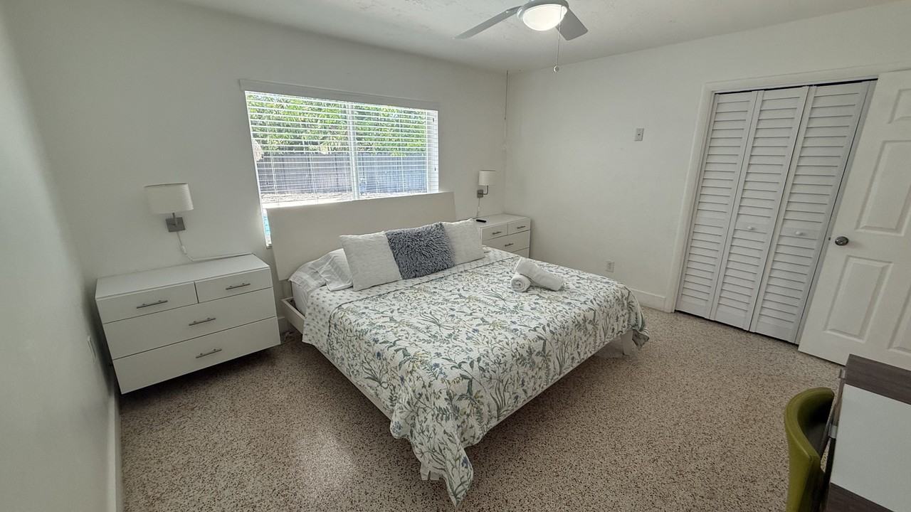 8740 Sw 20th Ter #NA - Photo 7 of 12