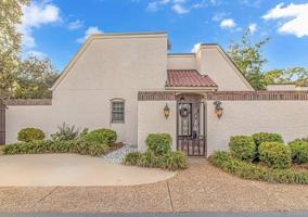 featured image of 8 San Marks Ct #NA