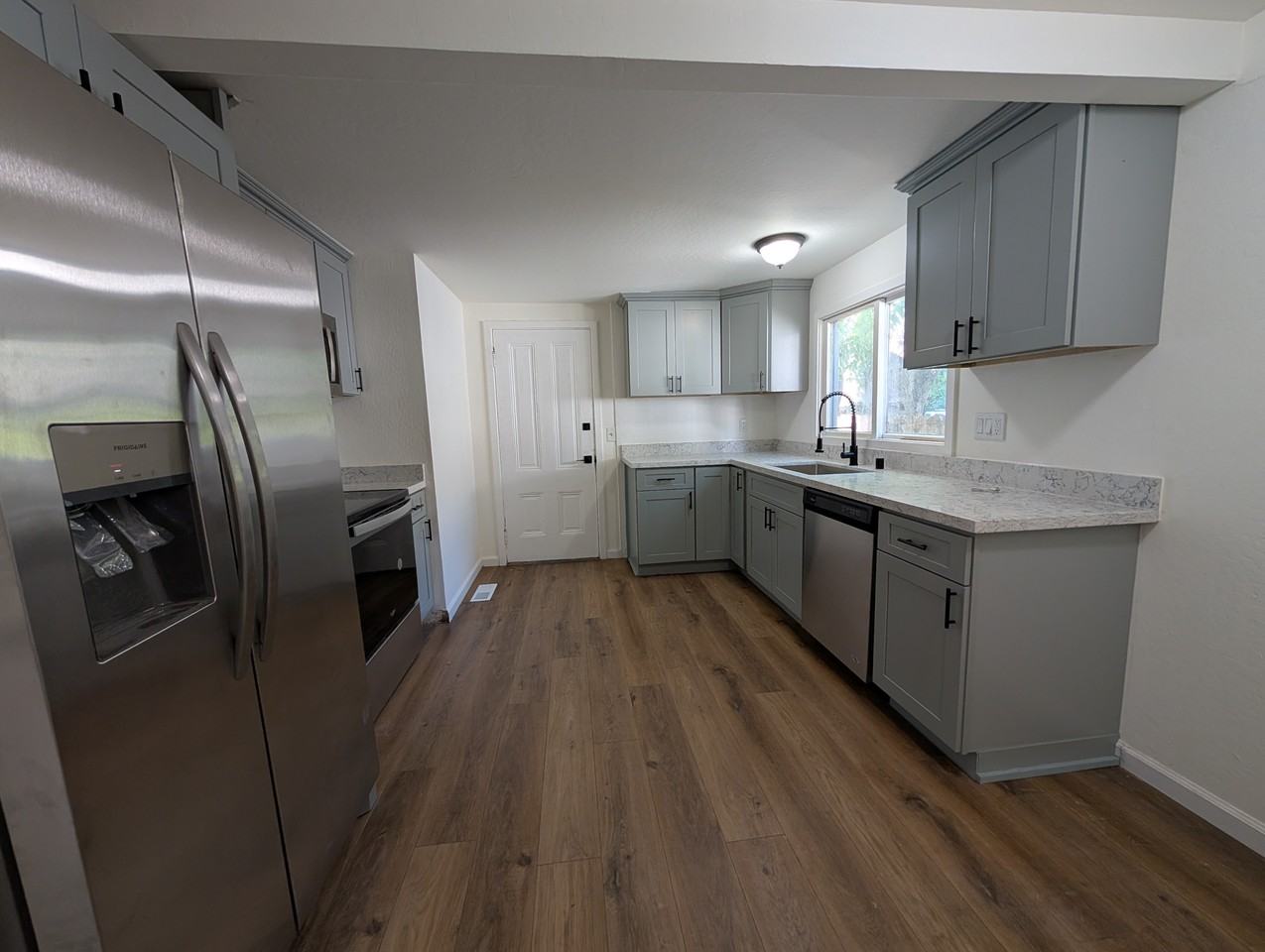133 10th St #NA - Photo 2 of 14