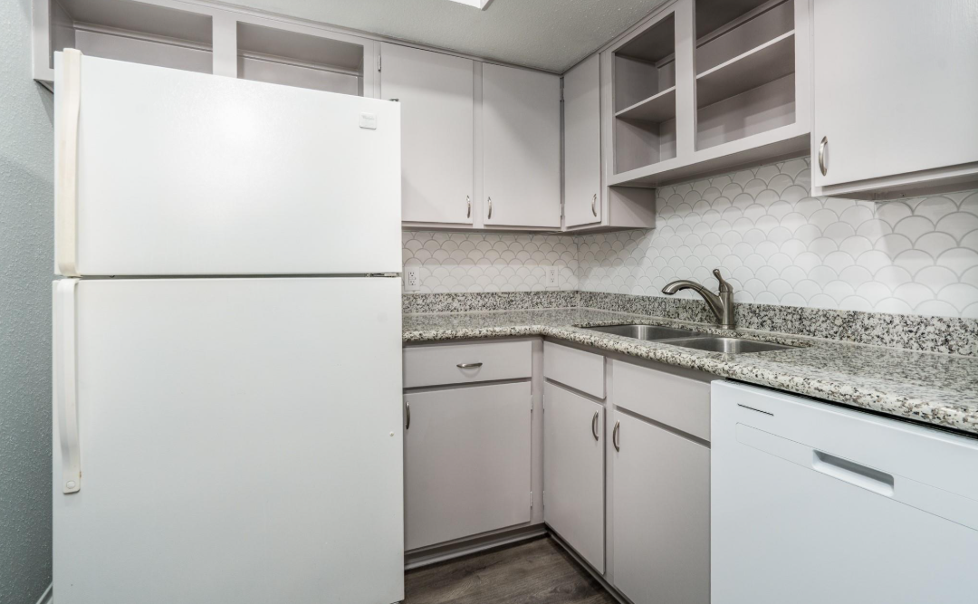 10811 Richmond Ave #109 - Photo 6 of 15