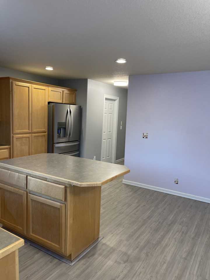 2215 Ne 107th St #NA - Photo 5 of 16