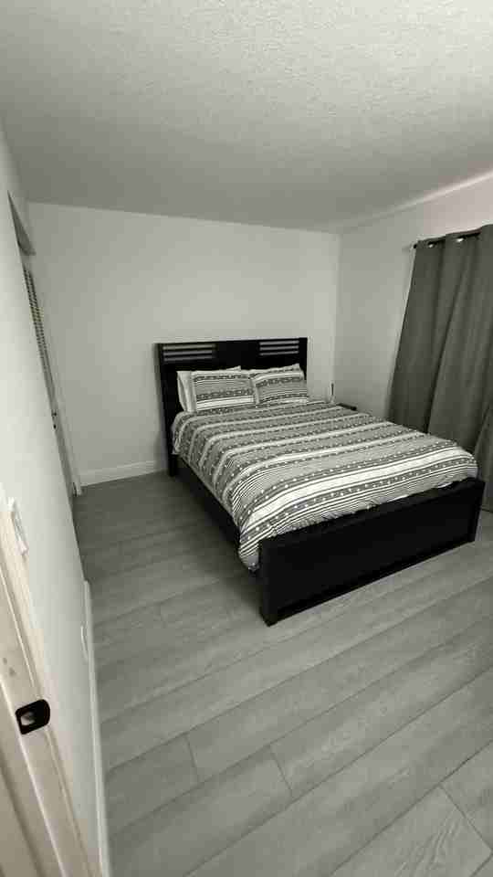 5160 Las Verdes Cir #305 - Photo 7 of 20