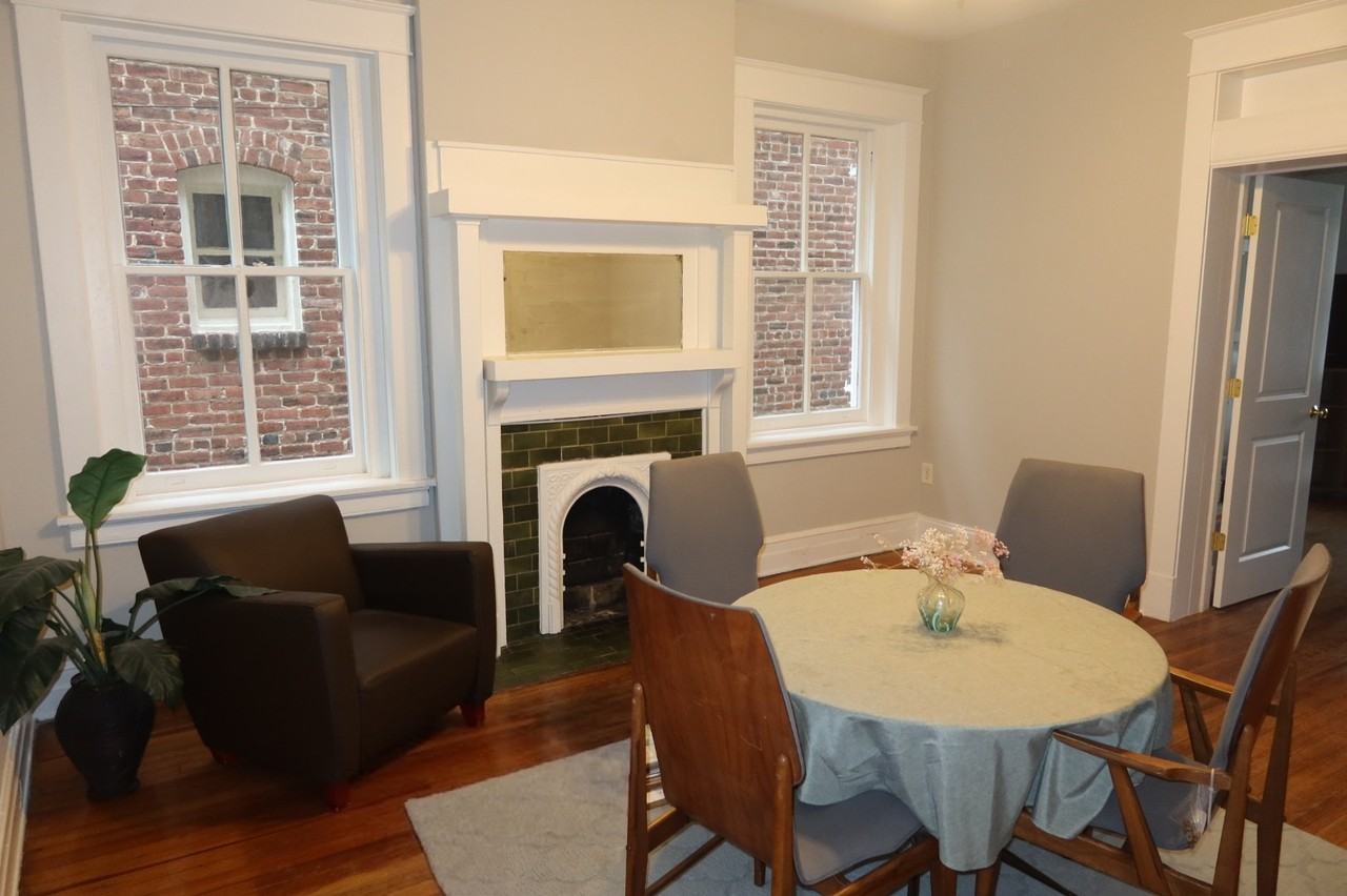 1305 Mcdonough St #1stFL - Photo 4 of 21