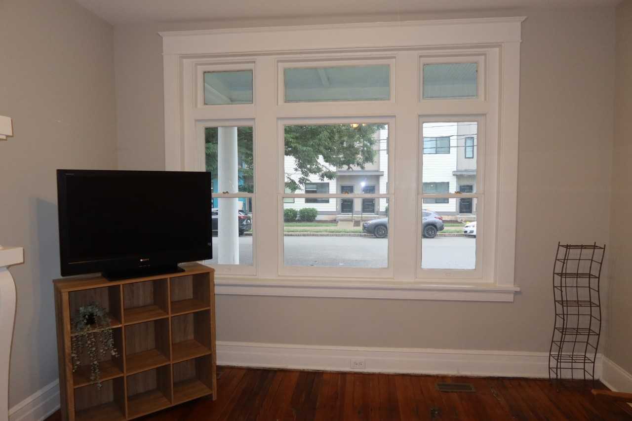 1305 Mcdonough St #1stFL - Photo 7 of 21