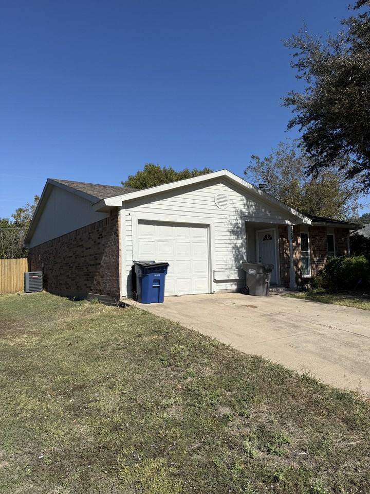125 London Ln #NA