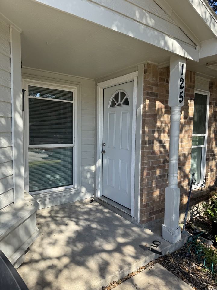 125 London Ln #NA - Photo 3 of 17