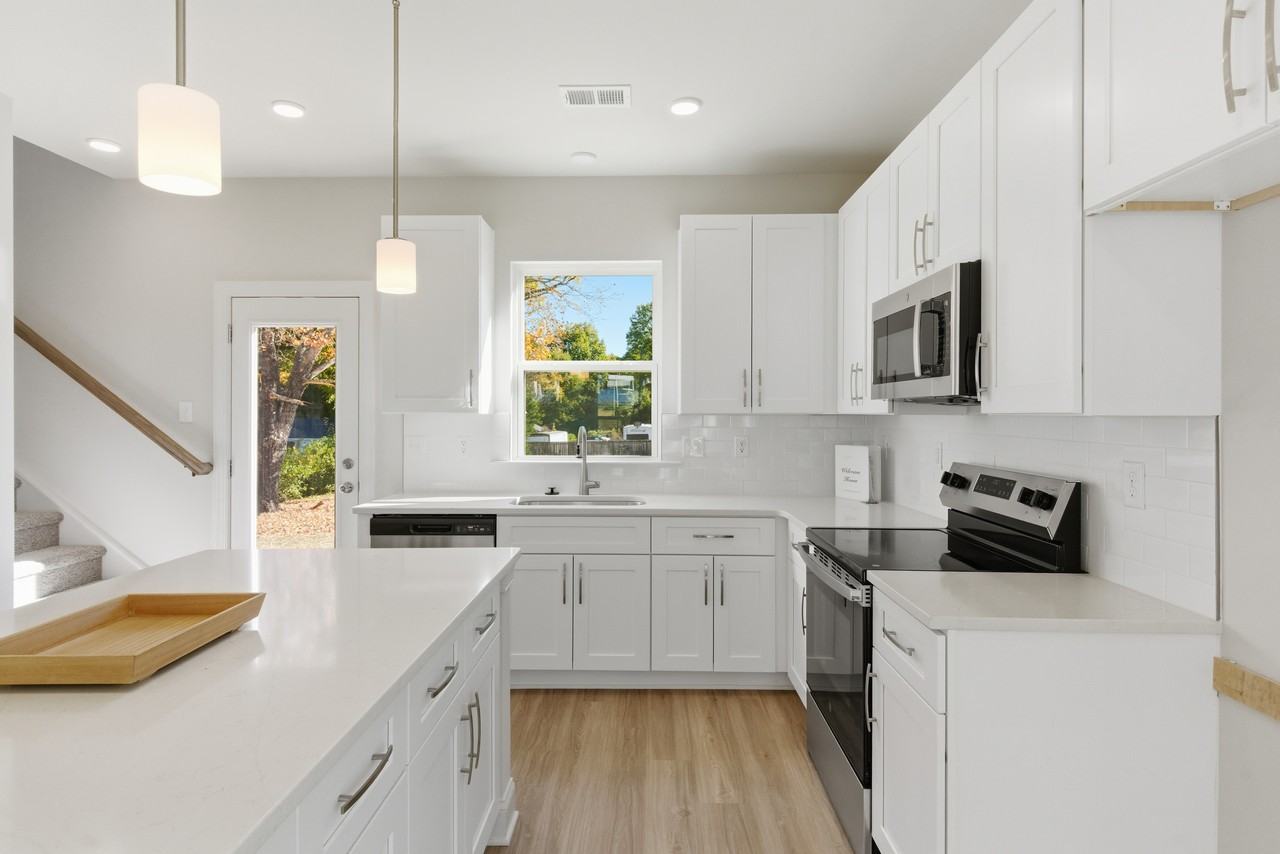 222 First St S #NA - Photo 4 of 9